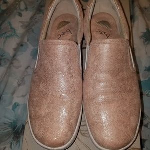 BOC by Born Women's sz 10 slip on shoes Rose Gold